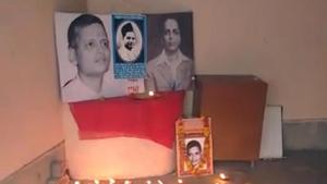 The photo of Nathuram Godse at Gwalior office of the Hindu Mahasabha.(HT Photo) The photo of Nathuram Godse at Gwalior office of the Hindu Mahasabha.(HT Photo)