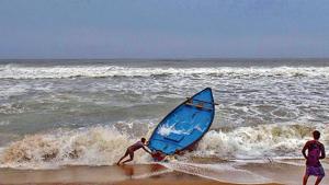 Cyclone Amphan will cross West Bengal-Bangladesh coasts between Digha (WB) and Hatiya Islands (Bangladesh) close to Sundarbans during the afternoon to evening hours of May 20., IMD said.(PTI Photo) Cyclone Amphan will cross West Bengal-Bangladesh coasts between Digha (WB) and Hatiya Islands (Bangladesh) close to Sundarbans during the afternoon to evening hours of May 20., IMD said.(PTI Photo)