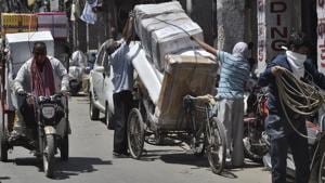 The BMS has also criticised several state governments, including the BJP-ruled Gujarat for failing to address the concerns of the migrant workers, pointing out that while the union government has issued directive to all states to provide transport facilities, workers are continuing to walk back home.(Burhaan Kinu/HT PHOTO) The BMS has also criticised several state governments, including the BJP-ruled Gujarat for failing to address the concerns of the migrant workers, pointing out that while the union government has issued directive to all states to provide transport facilities, workers are continuing to walk back home.(Burhaan Kinu/HT PHOTO)