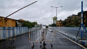 More than 1.25 lakh people have so far been evacuated from low-lying coastal areas and the process of evacuation was still underway in some places like Balasore, Special Relief Commissioner (SRC) P K Jena said.(Reuters file photo) More than 1.25 lakh people have so far been evacuated from low-lying coastal areas and the process of evacuation was still underway in some places like Balasore, Special Relief Commissioner (SRC) P K Jena said.(Reuters file photo)