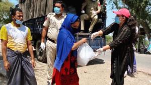 Three Delhi-based girls have adopted a community in Kalindi Kunj to help them in the Covid-19 crisis Three Delhi-based girls have adopted a community in Kalindi Kunj to help them in the Covid-19 crisis