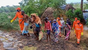 Late evening Prime Minister Narendra Modi’s office announced that he would carry out aerial surveys of West Bengal and Odisha to assess the damage wreaked by the storm.(PTI) Late evening Prime Minister Narendra Modi’s office announced that he would carry out aerial surveys of West Bengal and Odisha to assess the damage wreaked by the storm.(PTI)