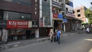 Shops in the Shaheen Bagh market partially open after a gap of five months, due to the anti CAA and NRC protests and later the lockdown against coronavirus, in New Delhi, India, on Friday, May 22, 2020.(Burhaan Kinu/HT PHOTO)
