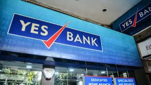 It is alleged that between April and June 2018, Yes Bank invested Rs 3,700 crore in short-term, non-convertible debentures of DHFL.(Ramesh Pathania/Mint) It is alleged that between April and June 2018, Yes Bank invested Rs 3,700 crore in short-term, non-convertible debentures of DHFL.(Ramesh Pathania/Mint)