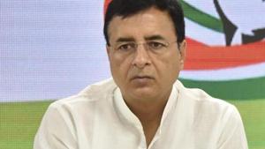Randeep Surjewala said this in his intervention in the suo motu case in the Supreme Court on migrant labourers.(Sanjeev Verma/HT PHOTO) Randeep Surjewala said this in his intervention in the suo motu case in the Supreme Court on migrant labourers.(Sanjeev Verma/HT PHOTO)