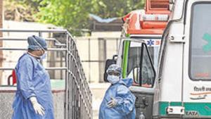 With almost 26% of all active Covid-19 cases in Delhi admitted to designated hospitals, the city government is reviewing the criteria for admissions, to ensure there are enough beds for severely ill patients.(Biplov Bhuyan/HT PHOTO) With almost 26% of all active Covid-19 cases in Delhi admitted to designated hospitals, the city government is reviewing the criteria for admissions, to ensure there are enough beds for severely ill patients.(Biplov Bhuyan/HT PHOTO)