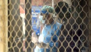 This is the second consecutive day in Delhi when over 1,100 COVID-19 cases have been reported.(Sonu Mehta/HT PHOTO) This is the second consecutive day in Delhi when over 1,100 COVID-19 cases have been reported.(Sonu Mehta/HT PHOTO)