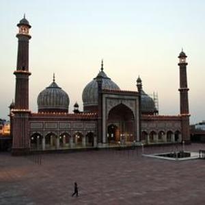 On Monday, around 200 people offered namaz at the Jama Masjid after it reopened following the easing of lockdown restrictions.(ANI) On Monday, around 200 people offered namaz at the Jama Masjid after it reopened following the easing of lockdown restrictions.(ANI)