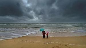 The coastal belt will also witness fast currents and high waves in the range of 2.8 to 4 metres high.(PTI File Photo) The coastal belt will also witness fast currents and high waves in the range of 2.8 to 4 metres high.(PTI File Photo)