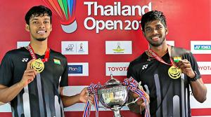 India’s Satwiksairaj Rankireddy and Chirag Shetty pose with their medals and trophy after winning the Thailand Open 2019 badminton doubles title in Bangkok.(PTI) India’s Satwiksairaj Rankireddy and Chirag Shetty pose with their medals and trophy after winning the Thailand Open 2019 badminton doubles title in Bangkok.(PTI)