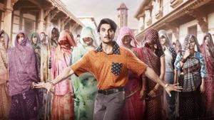 Ranveer Singh-starrer Jayeshbhai Jordaar is directed by newcomer Divyang Thakkar. Ranveer Singh-starrer Jayeshbhai Jordaar is directed by newcomer Divyang Thakkar.