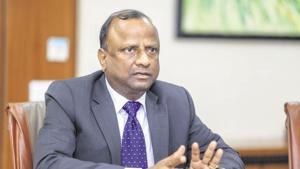 Brushing off criticism that banks have been parking ₹7 trillion with the Reserve Bank of India (RBI), Rajnish Kumar clarified that there was no correlation between this and risk aversion among lenders.(Bloomberg) Brushing off criticism that banks have been parking ₹7 trillion with the Reserve Bank of India (RBI), Rajnish Kumar clarified that there was no correlation between this and risk aversion among lenders.(Bloomberg)