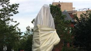 Mahatma Gandhi’s statue outside the Indian Embassy in Washington DC desecrated by unruly protesters.(ANI/Twitter) Mahatma Gandhi’s statue outside the Indian Embassy in Washington DC desecrated by unruly protesters.(ANI/Twitter)