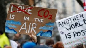 Protesters demonstrate during a climate strike against governmental inaction towards climate breakdown and environmental pollution in Lausanne, January 17, 2020(AFP) Protesters demonstrate during a climate strike against governmental inaction towards climate breakdown and environmental pollution in Lausanne, January 17, 2020(AFP)