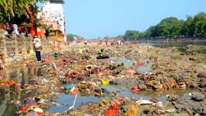 Pollution in Ganga in Haridwar before the lockdown.(HT Photo) Pollution in Ganga in Haridwar before the lockdown.(HT Photo)
