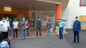 34 have so far recovered and have been discharged from TMH. Kolhan division’s tally also went up to 214 with West Singhbhum having 21 positive patients and Seraikela-Kharsawan district having 20 patients.(HT Photos) 34 have so far recovered and have been discharged from TMH. Kolhan division’s tally also went up to 214 with West Singhbhum having 21 positive patients and Seraikela-Kharsawan district having 20 patients.(HT Photos)