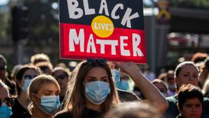 Protesters participate in the Black Lives Matter rally in Brisbane, Australia.(REUTERS) Protesters participate in the Black Lives Matter rally in Brisbane, Australia.(REUTERS)