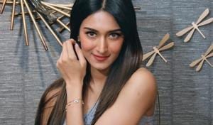 Erica Fernandes plays Prerna in the popular serial Kasautii Zindagii Kay. Erica Fernandes plays Prerna in the popular serial Kasautii Zindagii Kay.
