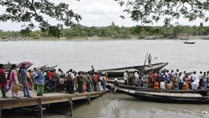 The local fishermen will be involved as Cyclone Amphan has also affected their livelihood. A threshold population will be allowed to stay on the Sagar Island.(HT PHOTO.) The local fishermen will be involved as Cyclone Amphan has also affected their livelihood. A threshold population will be allowed to stay on the Sagar Island.(HT PHOTO.)