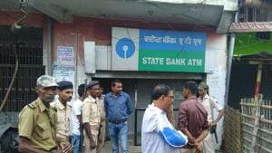 The police said though they have started a thorough probe, the preliminary investigation suggested that it was a result of negligence of the bank as the ATM was unguarded.(HT file photo. Representative image) The police said though they have started a thorough probe, the preliminary investigation suggested that it was a result of negligence of the bank as the ATM was unguarded.(HT file photo. Representative image)