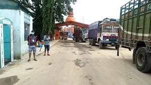 Security arrangements have been increased along the entire India Nepal border after the death of an Indian citizen in Nepal police firing on Nepal border along the Sitamarhi district of Bihar on Saturday.(ANI Photo) Security arrangements have been increased along the entire India Nepal border after the death of an Indian citizen in Nepal police firing on Nepal border along the Sitamarhi district of Bihar on Saturday.(ANI Photo)