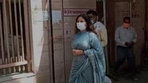 Sonali Phogat was caught on camera slapping and thrashing Sultan Singh. The video clip was widely shared on social media. In her complaint to the police, she said the official made indecent remarks against her. (HT Photo) Sonali Phogat was caught on camera slapping and thrashing Sultan Singh. The video clip was widely shared on social media. In her complaint to the police, she said the official made indecent remarks against her. (HT Photo)