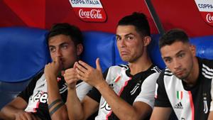 Juventus' Cristiano Ronaldo and Paulo Dybala look dejected after the match, as play resumes behind closed doors following the outbreak of the coronavirus disease (COVID-19) REUTERS/Alberto Lingria TPX IMAGES OF THE DAY(REUTERS) Juventus' Cristiano Ronaldo and Paulo Dybala look dejected after the match, as play resumes behind closed doors following the outbreak of the coronavirus disease (COVID-19) REUTERS/Alberto Lingria TPX IMAGES OF THE DAY(REUTERS)