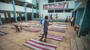 Out of the 130 staff in isolation, 70 are housed in a campus hostel and rest home quarantined.(Pratham Gokhale/HT Photo) Out of the 130 staff in isolation, 70 are housed in a campus hostel and rest home quarantined.(Pratham Gokhale/HT Photo)