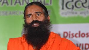 Yoga guru Ramdev addresses the media during the launch of 'Coronil' and 'Swasari', ayurvedic medicines claimed by Patanjali to cure coronavirus disease, in Haridwar on Tuesday.(PTI Photo) Yoga guru Ramdev addresses the media during the launch of 'Coronil' and 'Swasari', ayurvedic medicines claimed by Patanjali to cure coronavirus disease, in Haridwar on Tuesday.(PTI Photo)
