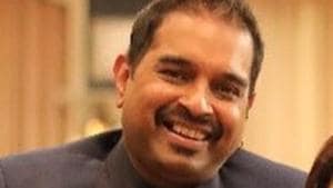 Singer Shankar Mahadevan have been doing lives from home to raise money to help those in need.(Instagram) Singer Shankar Mahadevan have been doing lives from home to raise money to help those in need.(Instagram)