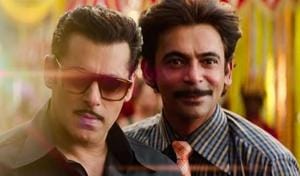 Salman Khan and Sunil Grover in a still from Bharat. Salman Khan and Sunil Grover in a still from Bharat.
