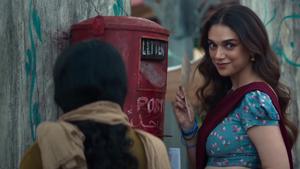 Aditi Rao Hydari in a still from Sufiyum Sujatayum. Aditi Rao Hydari in a still from Sufiyum Sujatayum.