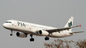 File photo: A Pakistan International Airlines (PIA) plane prepares to land at Islamabad airport in Islamabad.(REUTERS) File photo: A Pakistan International Airlines (PIA) plane prepares to land at Islamabad airport in Islamabad.(REUTERS)