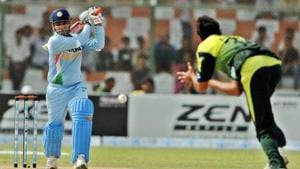 Sehwag drives off Umar Gul(Twitter) Sehwag drives off Umar Gul(Twitter)