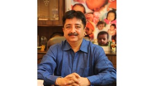 Dr. Vareesh Kumar Dr. Vareesh Kumar