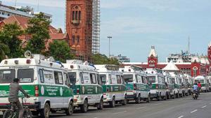Ambulances parked in a queue in front of the Greater Chennai Corporation as number of Covid- 19 cases surge in the city, during the ongoing nationwide lockdown, in Chennai.(PTI) Ambulances parked in a queue in front of the Greater Chennai Corporation as number of Covid- 19 cases surge in the city, during the ongoing nationwide lockdown, in Chennai.(PTI)