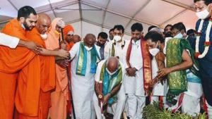The statue is set to come up at the international airport in Bengaluru – which is the country’s third busiest – and which is named after Kempegowda. (Photo@BSYBJP) The statue is set to come up at the international airport in Bengaluru – which is the country’s third busiest – and which is named after Kempegowda. (Photo@BSYBJP)