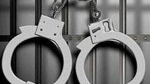 Jitendra alias Jitu Soni was arrested from Gujarat and brought to Indore on Sunday, police said.(HT FILE PHOTO.) Jitendra alias Jitu Soni was arrested from Gujarat and brought to Indore on Sunday, police said.(HT FILE PHOTO.)