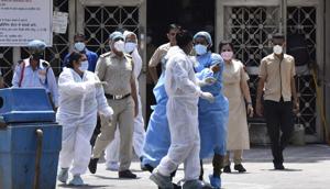 The survey was conducted on the basis of random samples but the sample size was not mentioned.(Sonu Mehta/HT PHOTO) The survey was conducted on the basis of random samples but the sample size was not mentioned.(Sonu Mehta/HT PHOTO)