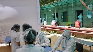 The shelter home run, by the Delhi government’s social welfare department, houses 960 inmates but only has the capacity for 550.(PTI (Representative)) The shelter home run, by the Delhi government’s social welfare department, houses 960 inmates but only has the capacity for 550.(PTI (Representative))