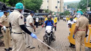 Till date, nearly 3,500 police personnel have been cured and discharged and another 1000-odd more security personnel are undergoing treatment for the pathogen.(ANI PHOTO.) Till date, nearly 3,500 police personnel have been cured and discharged and another 1000-odd more security personnel are undergoing treatment for the pathogen.(ANI PHOTO.)