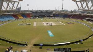 Players of Lahore Qalandars and Multan Sultans attend practice ahead of their Pakistan Super League T20 cricket match.(AP) Players of Lahore Qalandars and Multan Sultans attend practice ahead of their Pakistan Super League T20 cricket match.(AP)