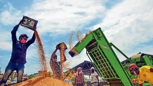 Separately, data released by the finance ministry showed that gross GST receipts for June was just 9% below the roughly ₹1 lakh crore collected in the same month a year ago.(PTI) Separately, data released by the finance ministry showed that gross GST receipts for June was just 9% below the roughly ₹1 lakh crore collected in the same month a year ago.(PTI)