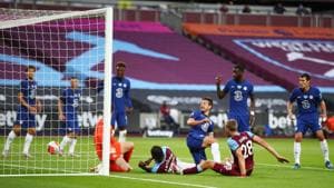 Soccer Football - Premier League - West Ham United v Chelsea - London Stadium, London, Britain - July 1, 2020 West Ham United's Tomas Soucek scores their first goal, as play resumes behind closed doors following the outbreak of the coronavirus disease (COVID-19) Julian Finney/Pool via REUTERS EDITORIAL USE ONLY. No use with unauthorized audio, video, data, fixture lists, club/league logos or "live" services. Online in-match use limited to 75 images, no video emulation. No use in betting, games or single club/league/player publications. Please contact your account representative for further details.(REUTERS) Soccer Football - Premier League - West Ham United v Chelsea - London Stadium, London, Britain - July 1, 2020 West Ham United's Tomas Soucek scores their first goal, as play resumes behind closed doors following the outbreak of the coronavirus disease (COVID-19) Julian Finney/Pool via REUTERS EDITORIAL USE ONLY. No use with unauthorized audio, video, data, fixture lists, club/league logos or "live" services. Online in-match use limited to 75 images, no video emulation. No use in betting, games or single club/league/player publications. Please contact your account representative for further details.(REUTERS)