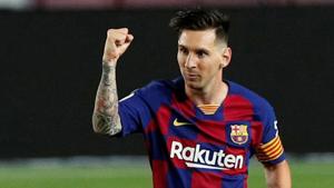 Barcelona's Lionel Messi celebrates scoring their second goal, as play resumes behind closed doors following the outbreak of the coronavirus(REUTERS) Barcelona's Lionel Messi celebrates scoring their second goal, as play resumes behind closed doors following the outbreak of the coronavirus(REUTERS)