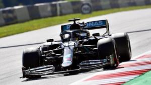 Mercedes' Lewis Hamilton in action(REUTERS) Mercedes' Lewis Hamilton in action(REUTERS)