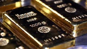 Gold bars and coins are stacked in the safe deposit boxes room of the Pro Aurum gold house in Munich, Germany.(Reuters File Photo) Gold bars and coins are stacked in the safe deposit boxes room of the Pro Aurum gold house in Munich, Germany.(Reuters File Photo)