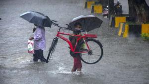 Southwest monsoon has been active over Odisha and light to moderate rainfall has occurred at most places in the state with heavy to very heavy rainfall at one or two places over north coastal districts since Saturday.(PTI) Southwest monsoon has been active over Odisha and light to moderate rainfall has occurred at most places in the state with heavy to very heavy rainfall at one or two places over north coastal districts since Saturday.(PTI)