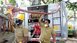 The call about the fire was received around 1.30 pm and five fire tenders were rushed to the spot, an official said.(ANI (Representative image)) The call about the fire was received around 1.30 pm and five fire tenders were rushed to the spot, an official said.(ANI (Representative image))