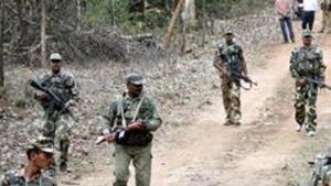 Dantewada police have launched a campaign called ‘Lon Varratu’ (a local Gondi dialect term which means ‘return to your village’) and have vowed to provide an immediate assistance of Rs 10,000 to everyone who turns themselves in.(AP) Dantewada police have launched a campaign called ‘Lon Varratu’ (a local Gondi dialect term which means ‘return to your village’) and have vowed to provide an immediate assistance of Rs 10,000 to everyone who turns themselves in.(AP)